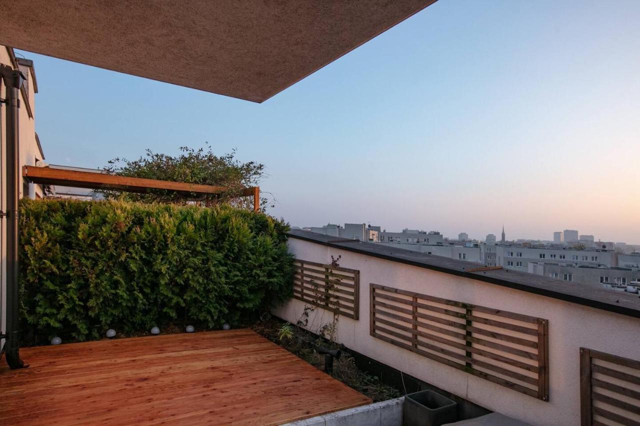 Dwupoziomowy, Rodzinny Apartament. Ochrona, Garaz. Warsaw Exterior photo